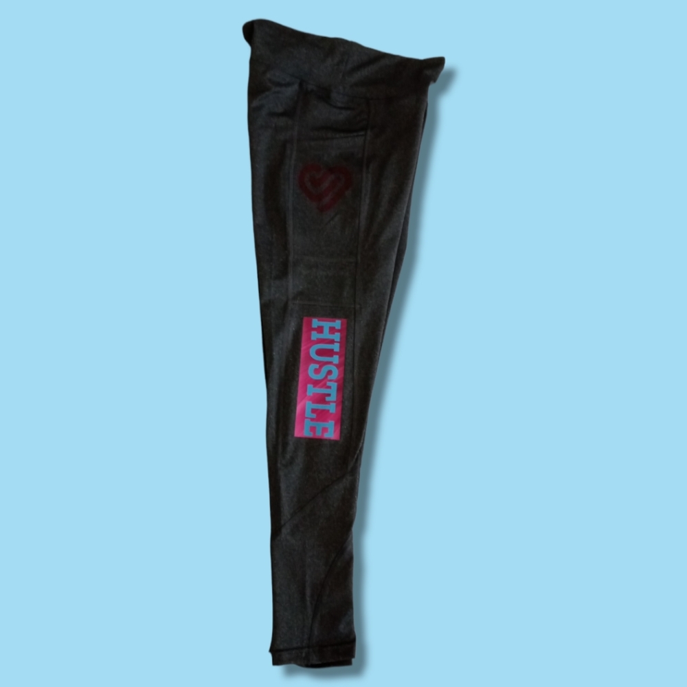 Hustle Active leggings by Optic-Creations Size Medium